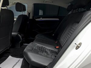 Volkswagen Passat GTE2017 7/13