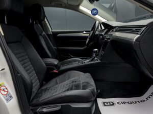 Volkswagen Passat GTE2017 6/13