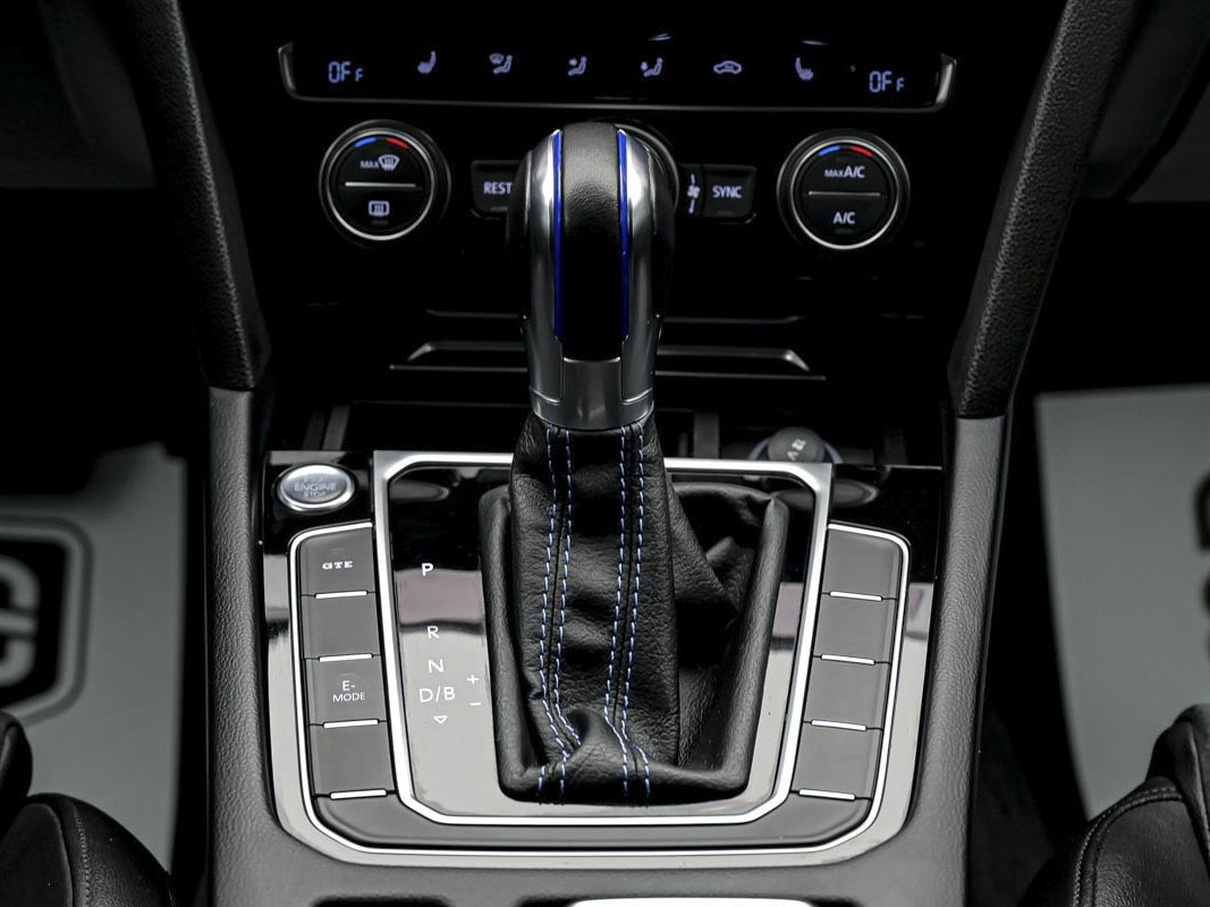 Volkswagen Passat GTE2017 11/13