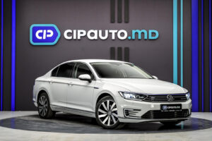 Volkswagen Passat GTE2017 4/13