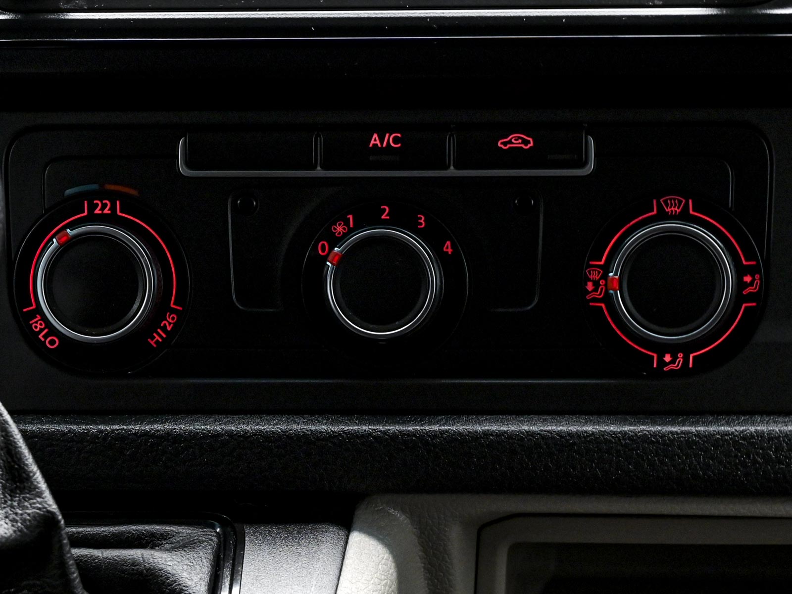 Volkswagen Transporter 2018 11/14