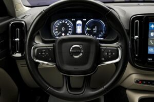 Volvo XC40 2020 9/14