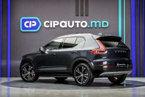 Volvo XC40 2020 2/14