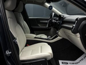 Volvo XC40 2020 6/14