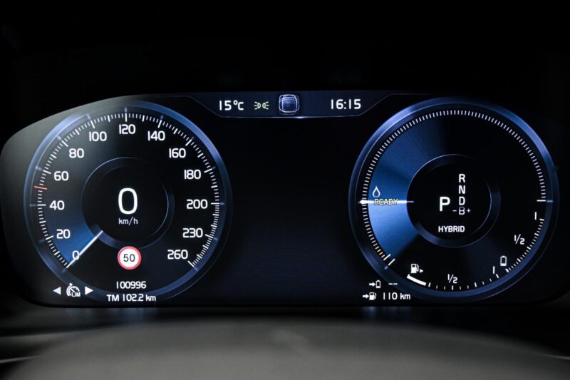 Volvo XC40 2021 8/13