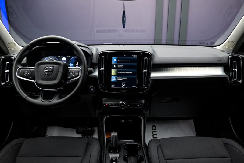 Volvo XC40 2021 5/13