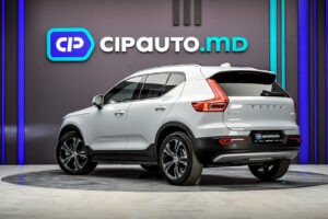 Volvo XC40 2021 2/15