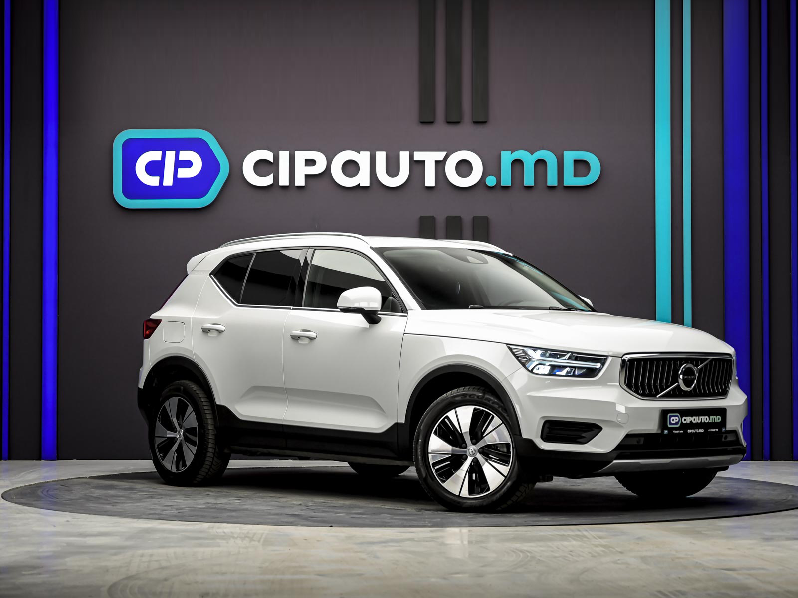 Volvo XC40 2021 4/13