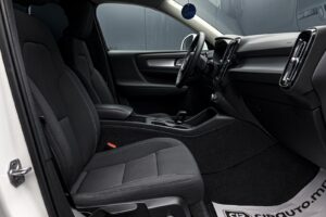 Volvo XC40 2021 6/13