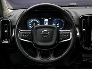 Volvo XC40 2021 9/13
