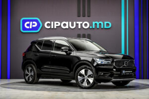 Volvo XC40 2021 4/13