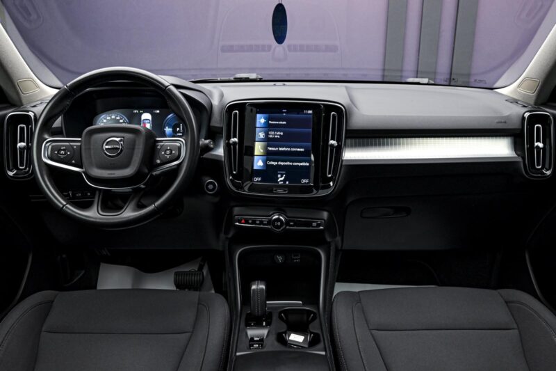 Volvo XC40 2021 5/13