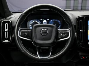 Volvo XC40 2021 9/13