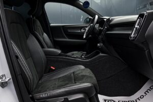Volvo XC40 2021 6/13