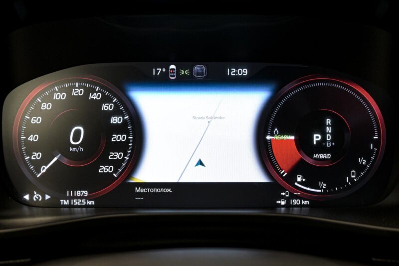 Volvo XC40 2021 8/13