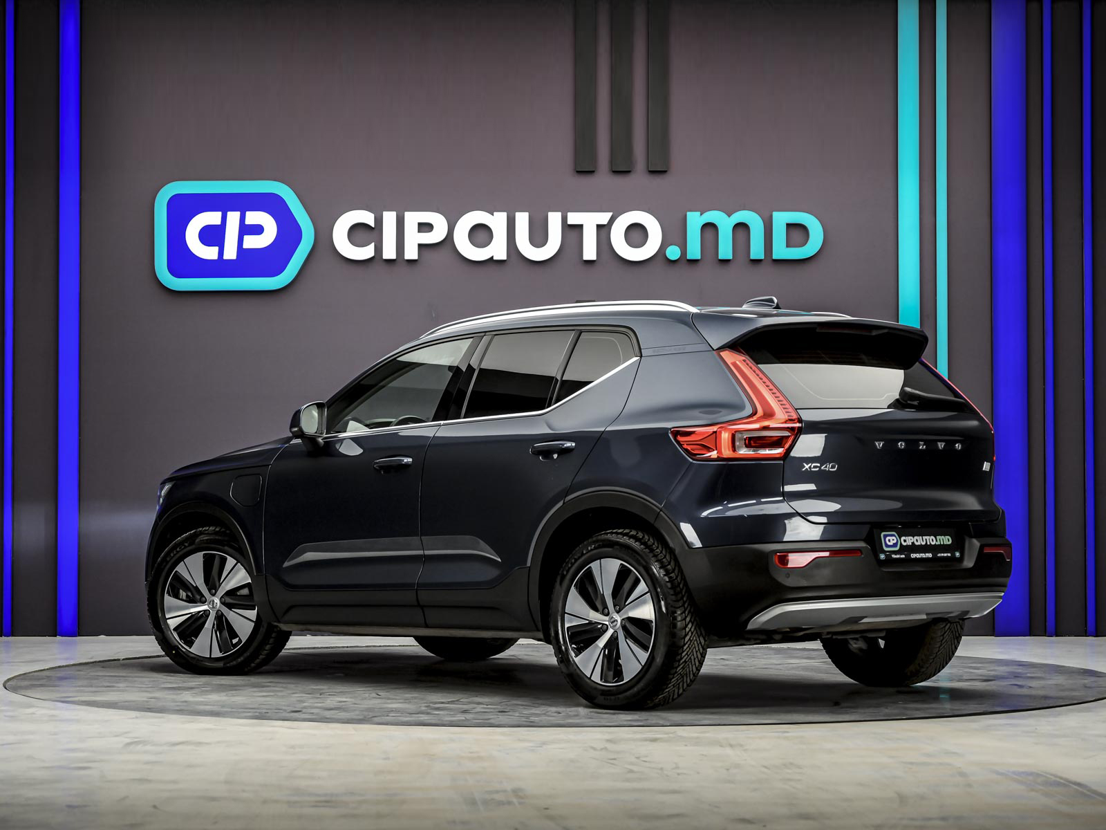 Volvo XC40 2021 2/13