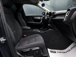 Volvo XC40 2021 6/13