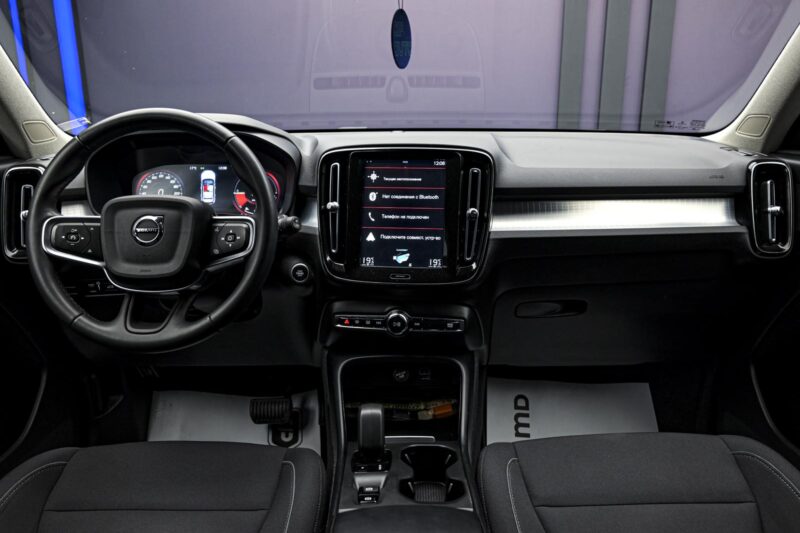 Volvo XC40 2021 5/13