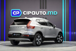 Volvo XC40 2022 3/13