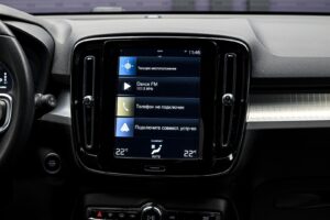 Volvo XC40 2022 10/13