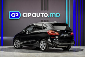BMW 2 Series Active Tourer 2018 2/15