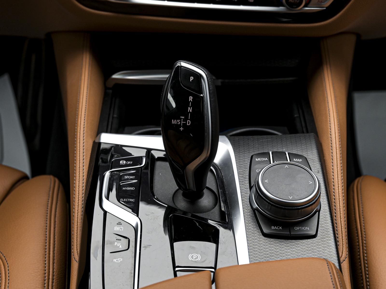 BMW 5 Series 530e2021 12/16