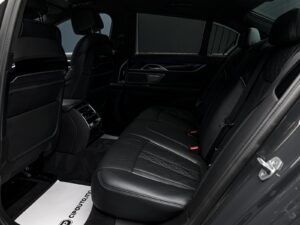 BMW 7 series 745e2021 7/113