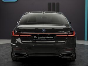 BMW 7 series 745e2021 56/113