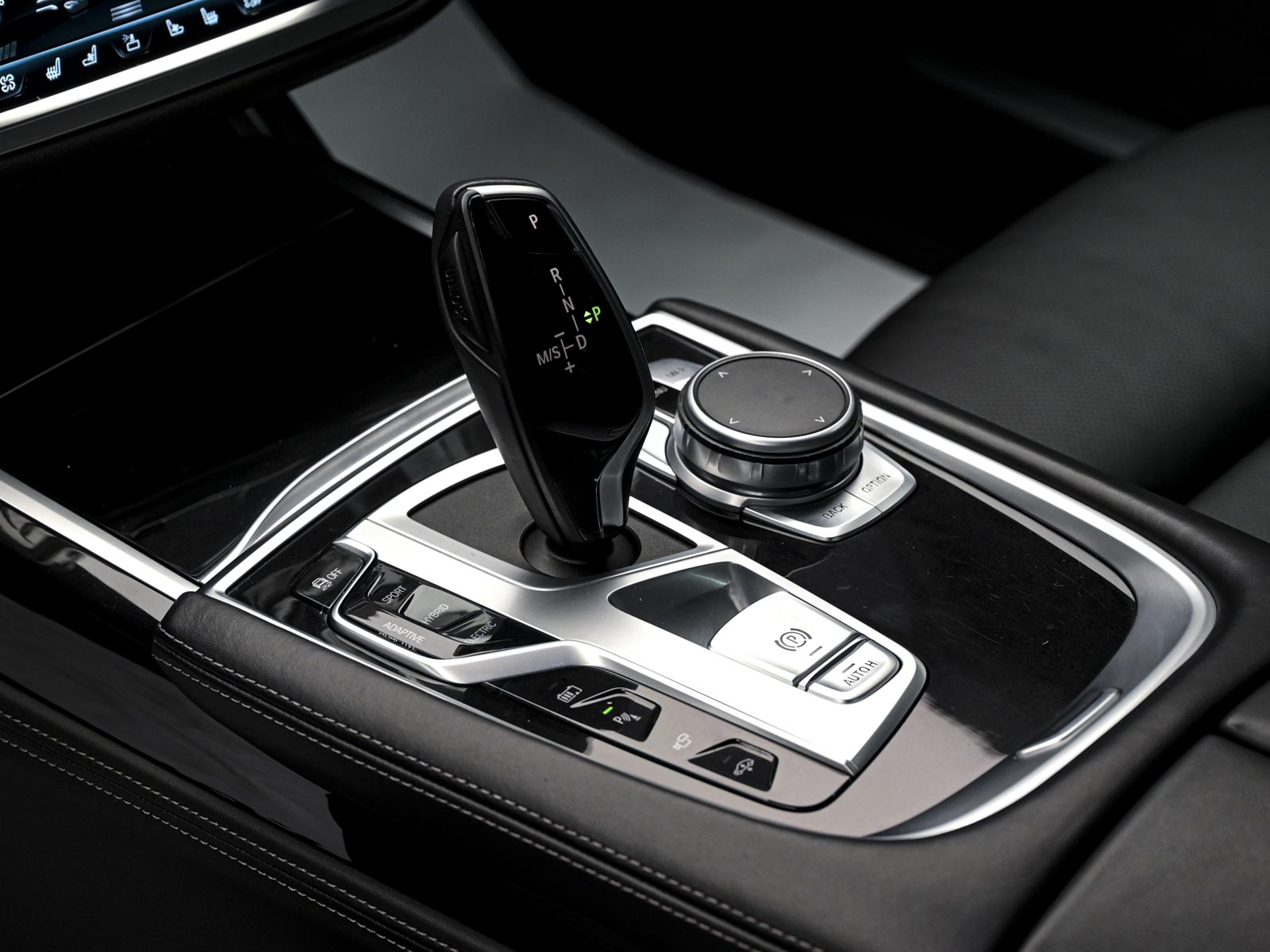 BMW 7 series 745e2021 77/113