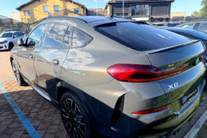 BMW X6 40i2023 2/7