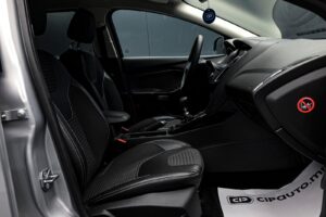 Ford Focus 2016 6/13