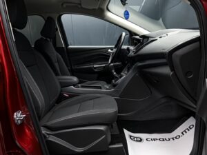 Ford Kuga 2019 6/13