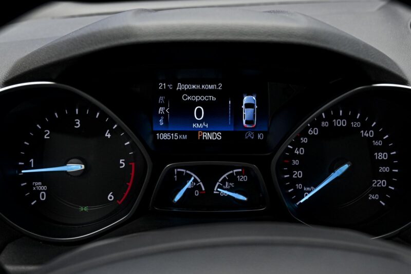 Ford Kuga 2019 8/13