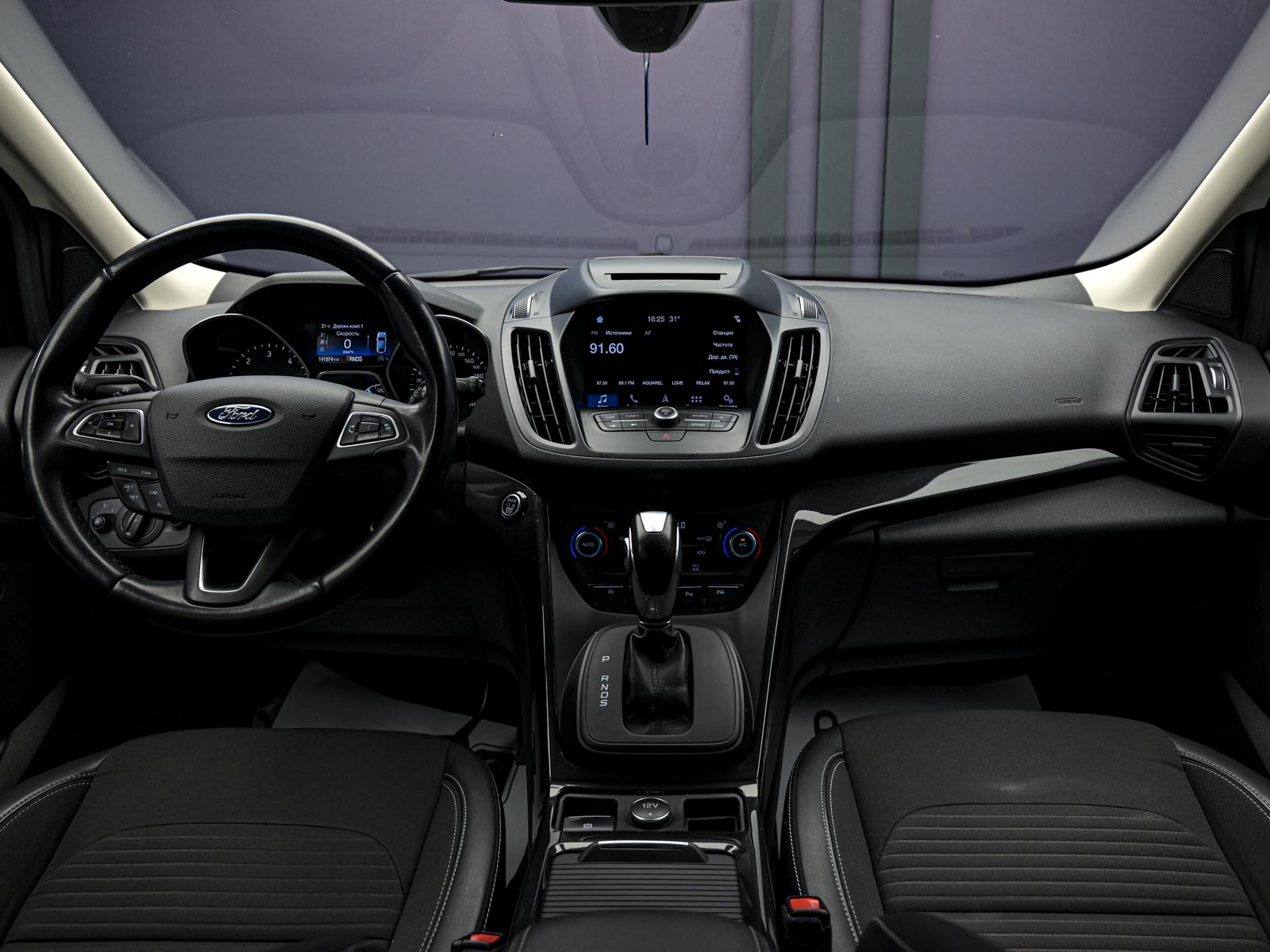 Ford Kuga 2019 5/14