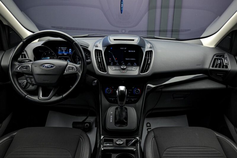 Ford Kuga 2019 5/14