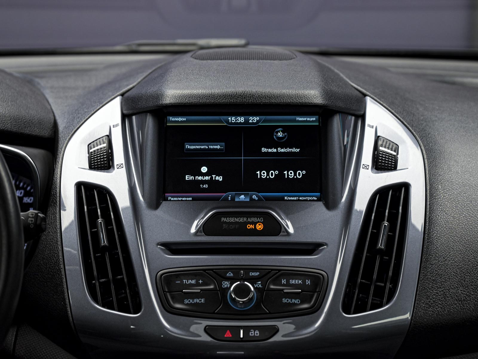 Ford Tourneo Connect 2016 10/14