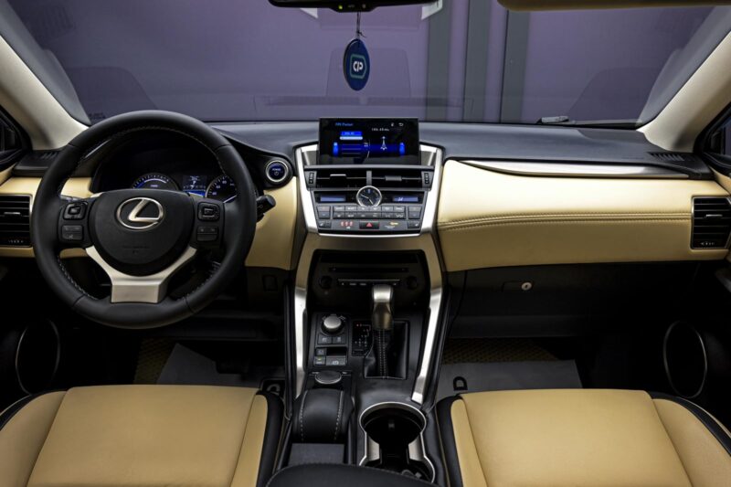 Lexus NX 300h2016 5/14
