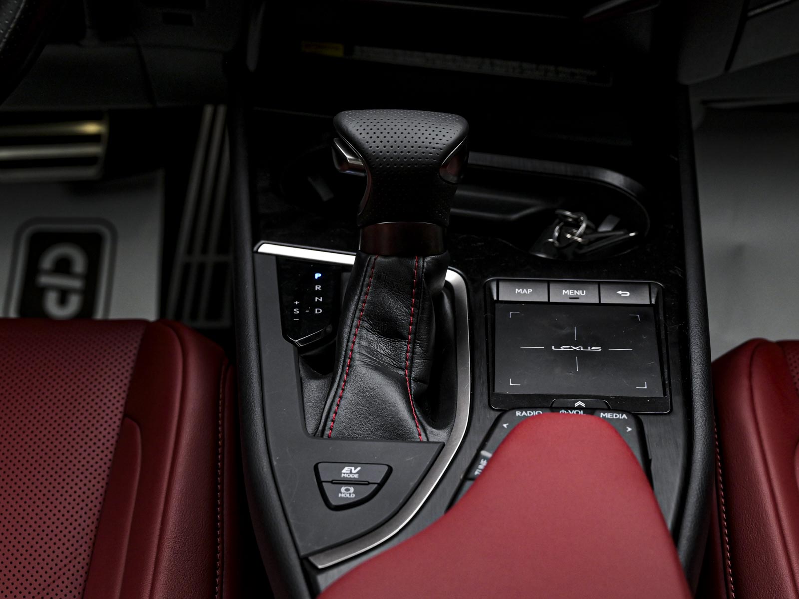 Lexus UX 250h 2019 12/15