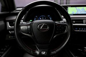 Lexus UX 250h 2019 9/15