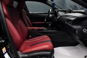 Lexus UX 250h 2019 6/15