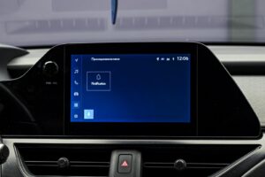 Lexus UX 250h 2022 10/15