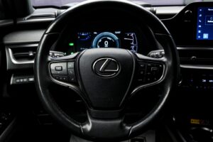 Lexus UX 250h 2022 9/15
