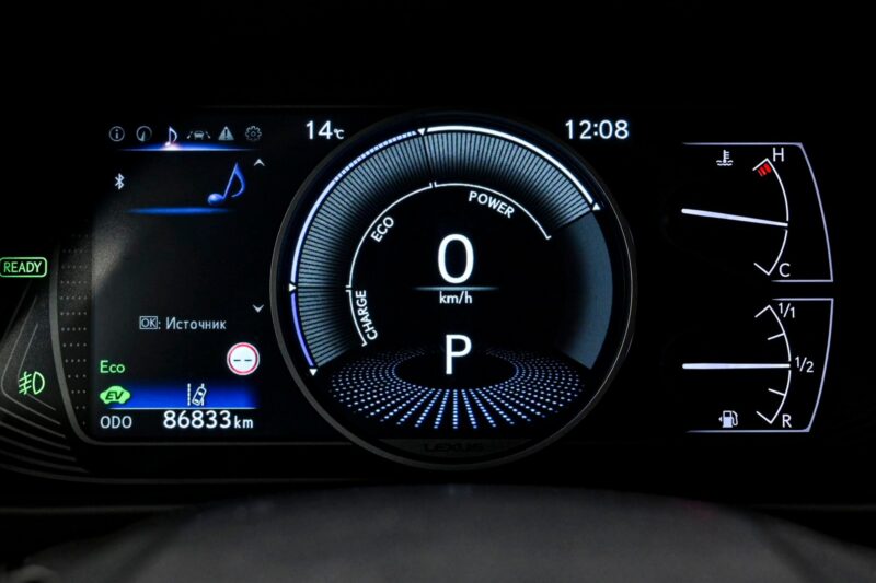 Lexus UX 250h 2022 8/15