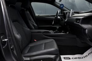 Lexus UX 250h 2022 6/15