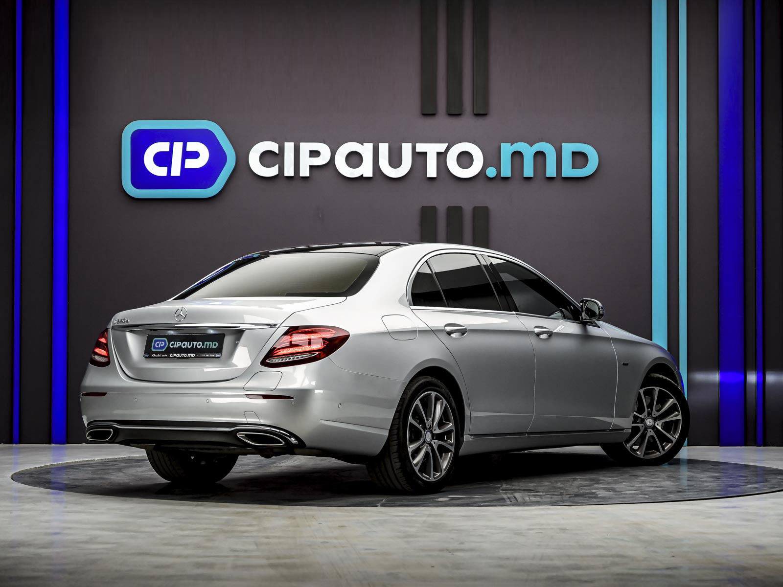 Mercedes-Benz E-Class 350e2016 3/16