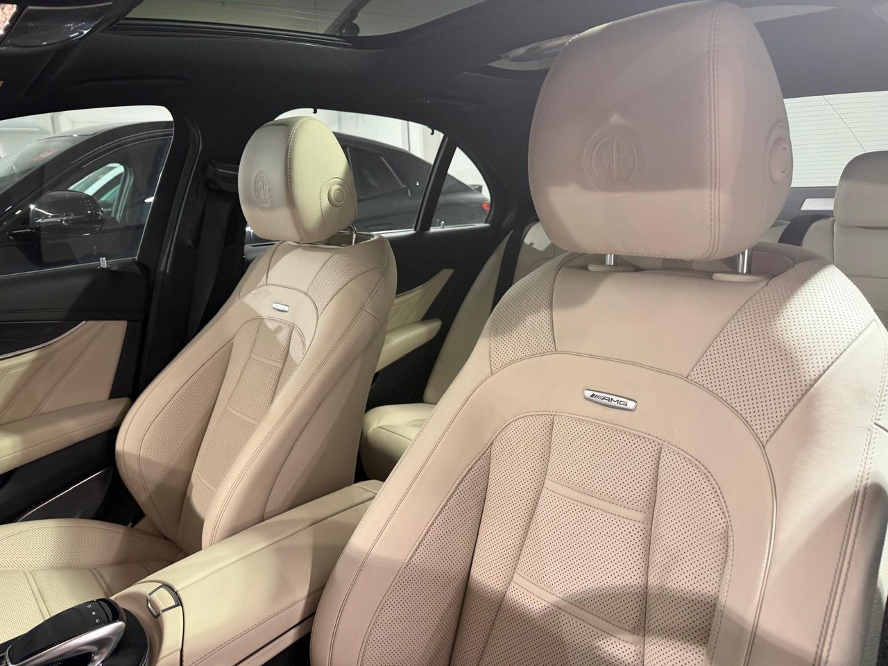 Mercedes-Benz E-Class AMG 2019 11/12