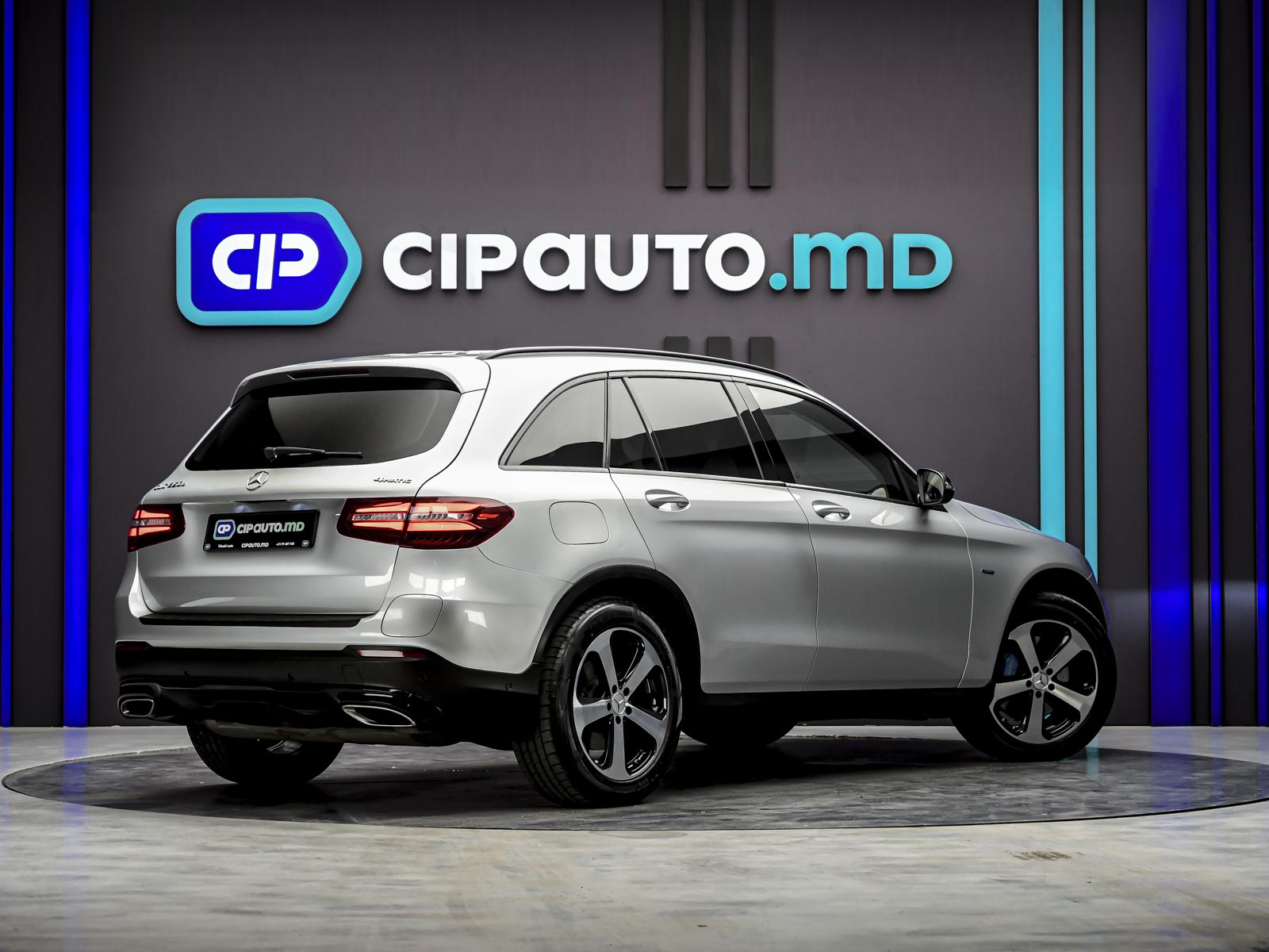 Mercedes-Benz GLC 350e2017 3/15