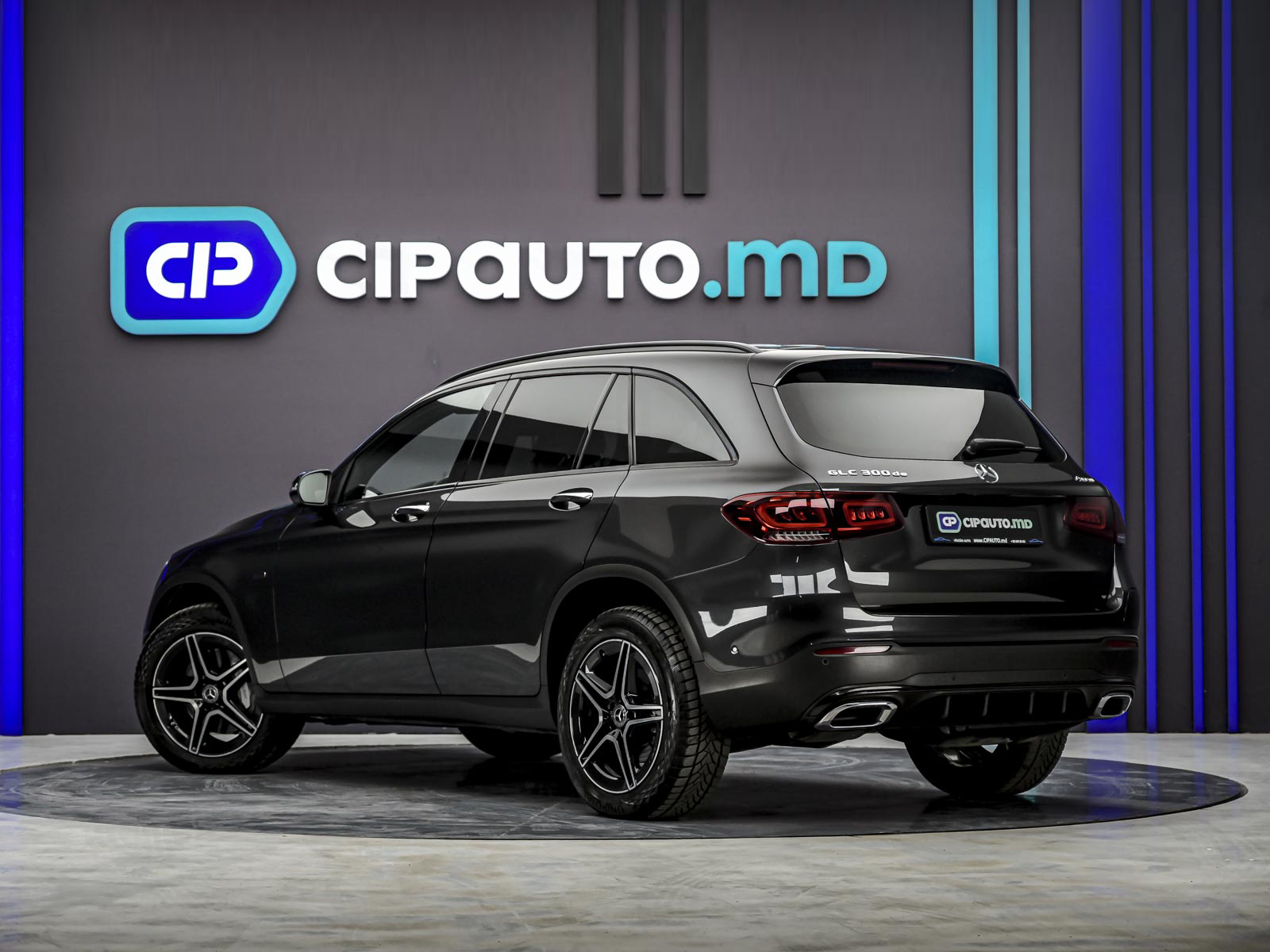 Mercedes-Benz GLC 300de2022 2/15