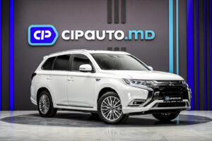 Mitsubishi Outlander 2020 4/15