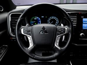 Mitsubishi Outlander 2020 9/15